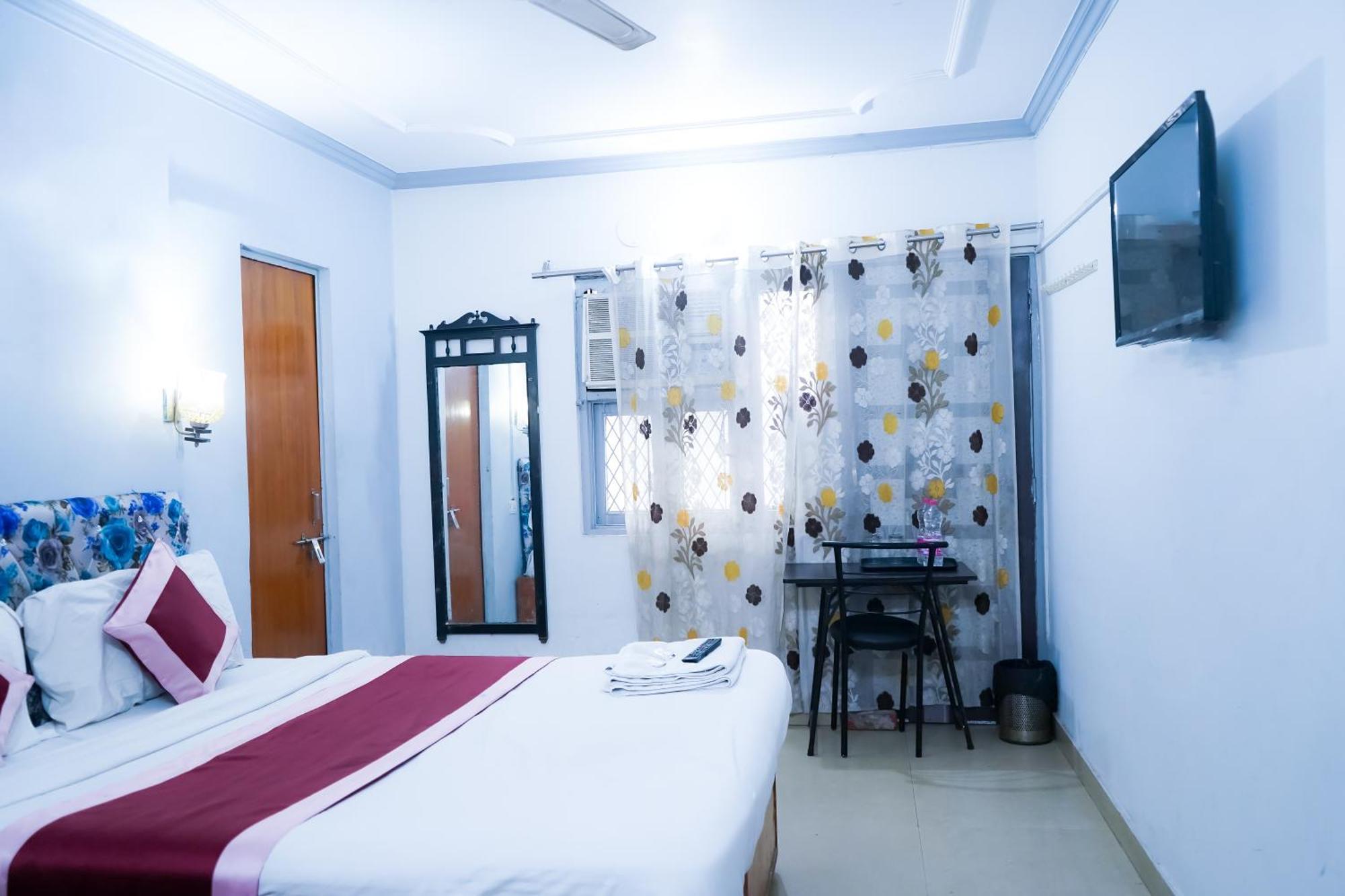 Commodo Residency - Satya Niketan New Delhi