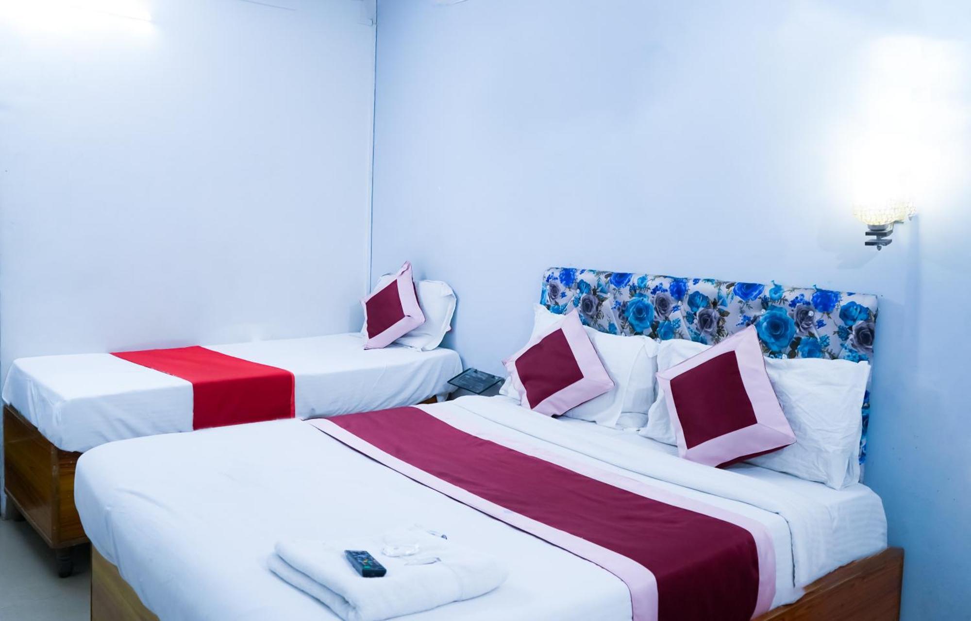 Commodo Residency - Satya Niketan Hotel New Delhi