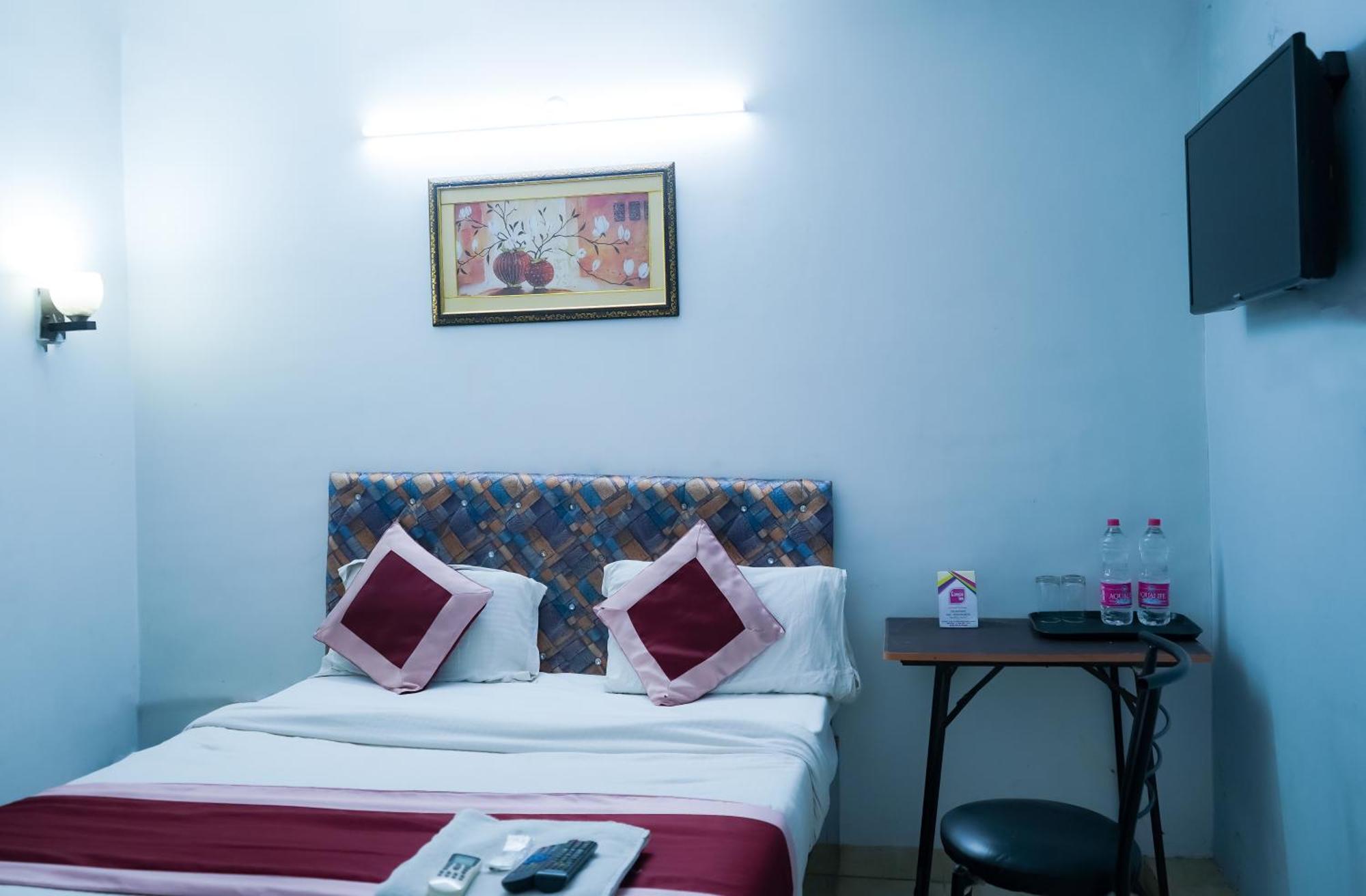 Commodo Residency - Satya Niketan 3* New Delhi